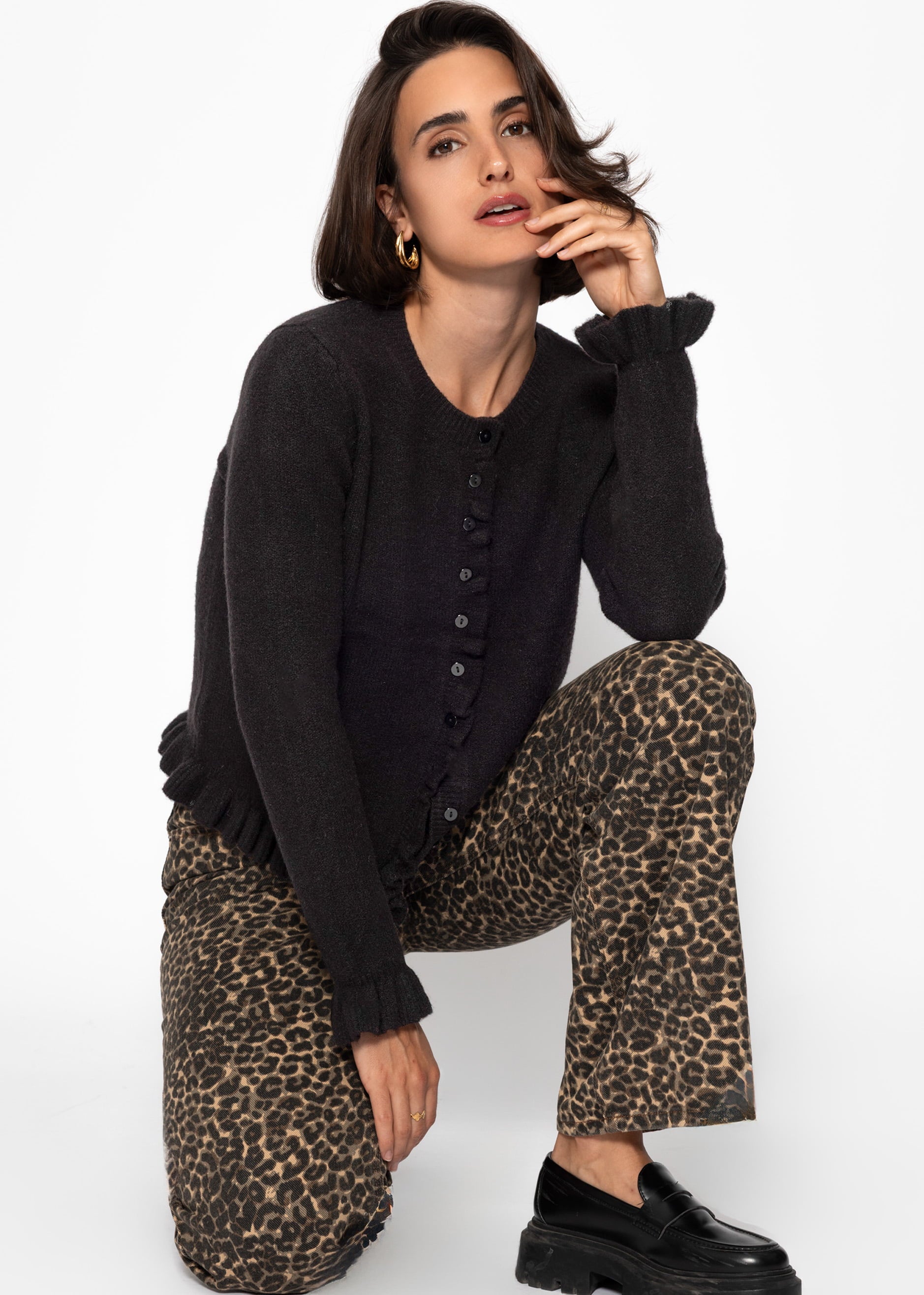 Cardigan mit Rüschen - schwarz – Bekleidung > Cardigans | FormaLuxe