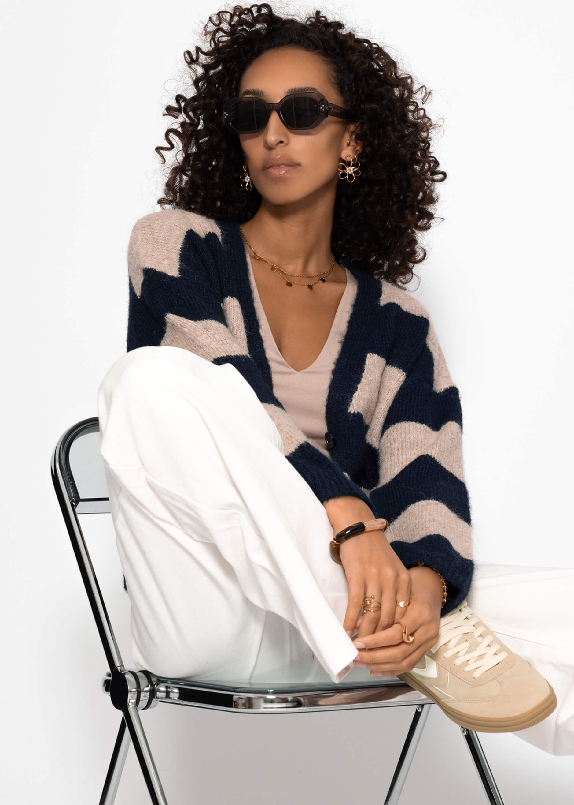Cardigan mit Blockstreifen und V-Ausschnitt - dunkelblau – Bekleidung > Cardigans | FormaLuxe