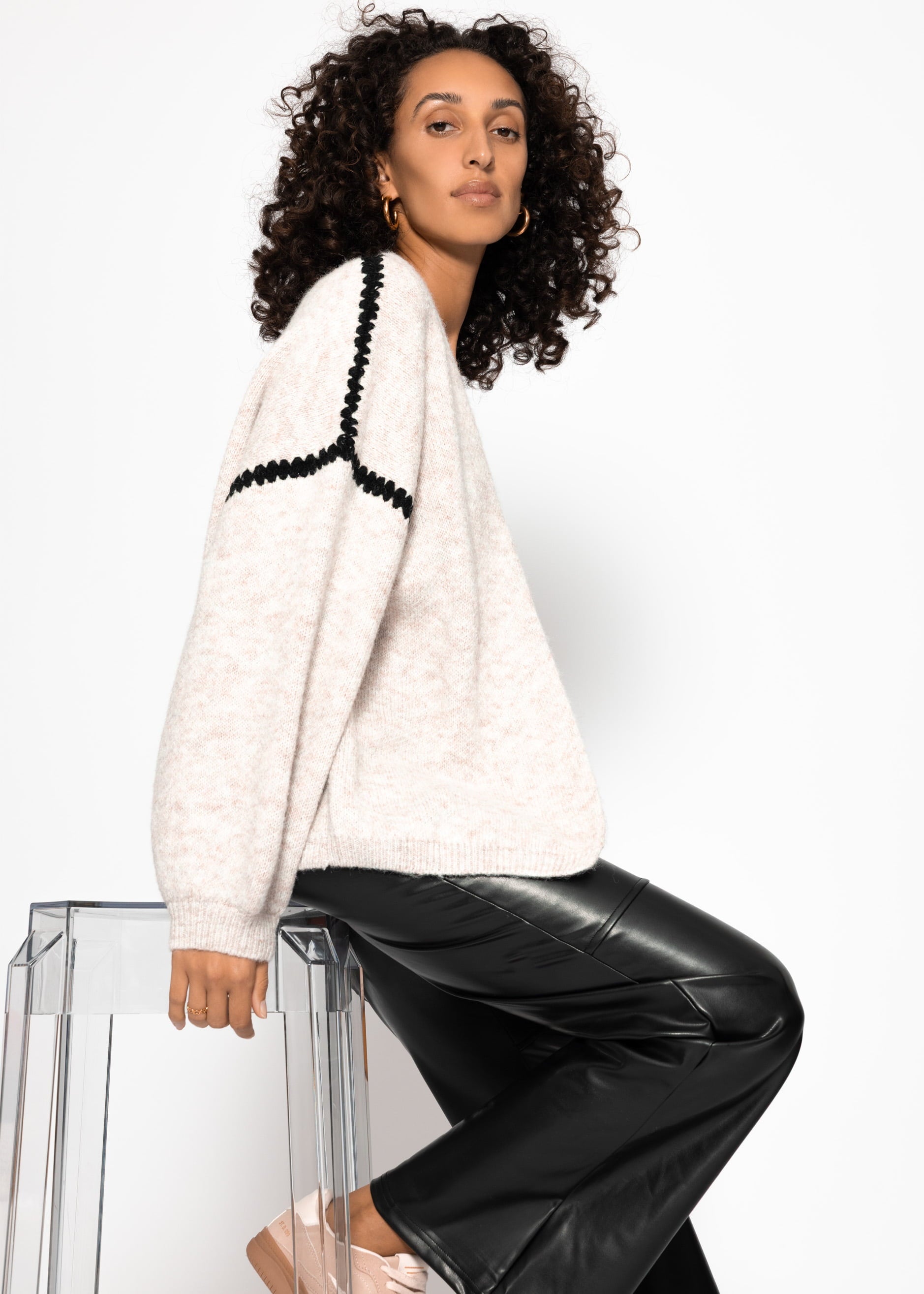 Cardigan mit Ziernähten - offwhite – Bekleidung > Cardigans | FormaLuxe