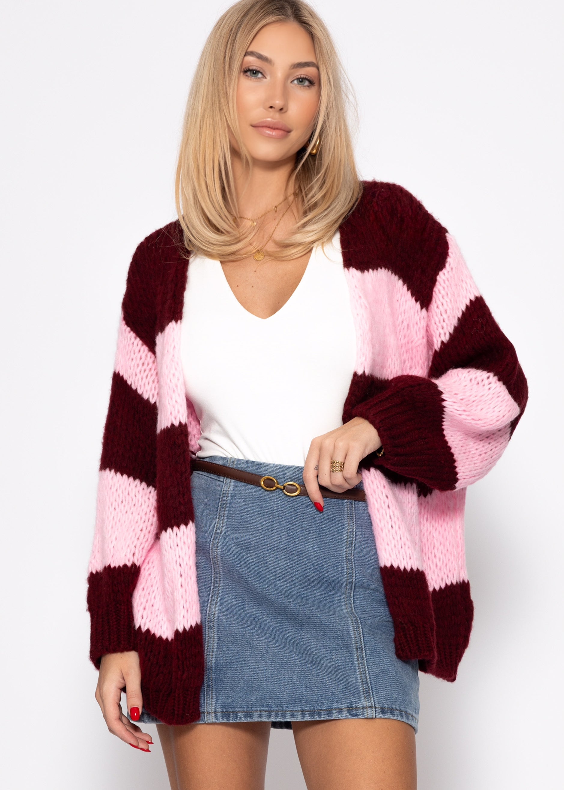Gestreifter oversize Cardigan - burgundy – Bekleidung > Cardigans | FormaLuxe