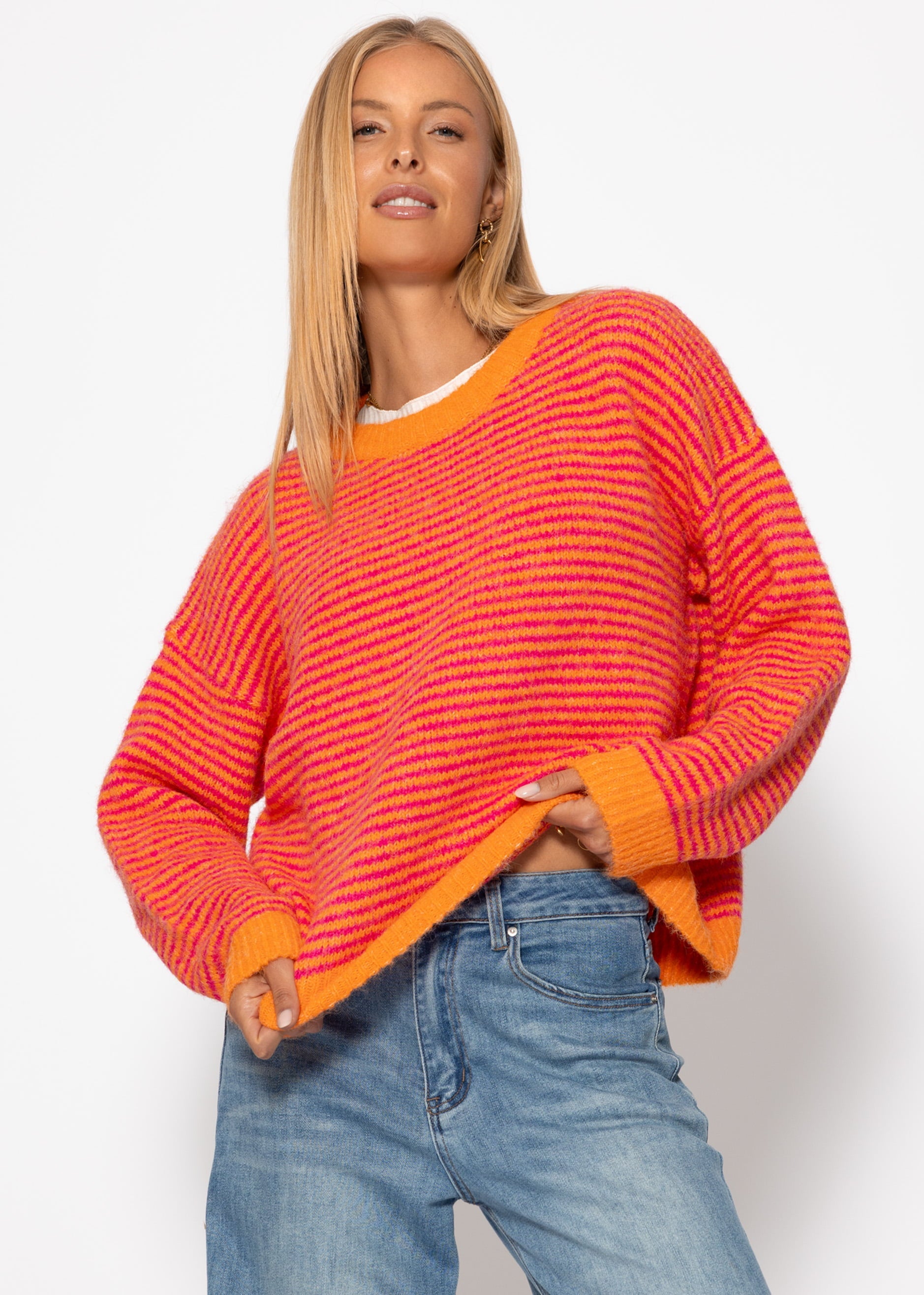 Gestreifter Pullover - orange – Bekleidung > Pullover | FormaLuxe