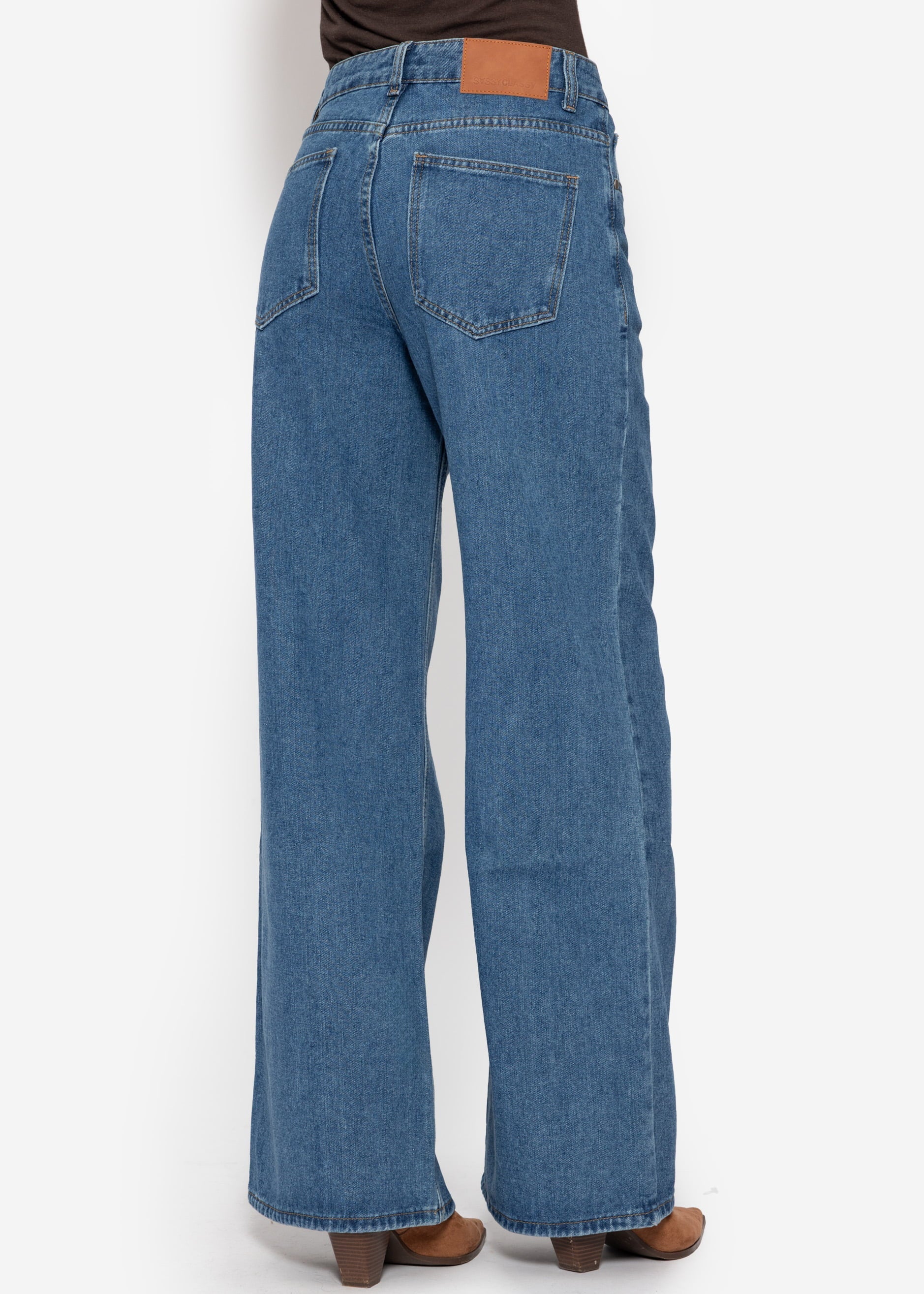 Highwaist Jeans mit diagonalem Reißverschluss - blau – Bekleidung > Jeans | FormaLuxe