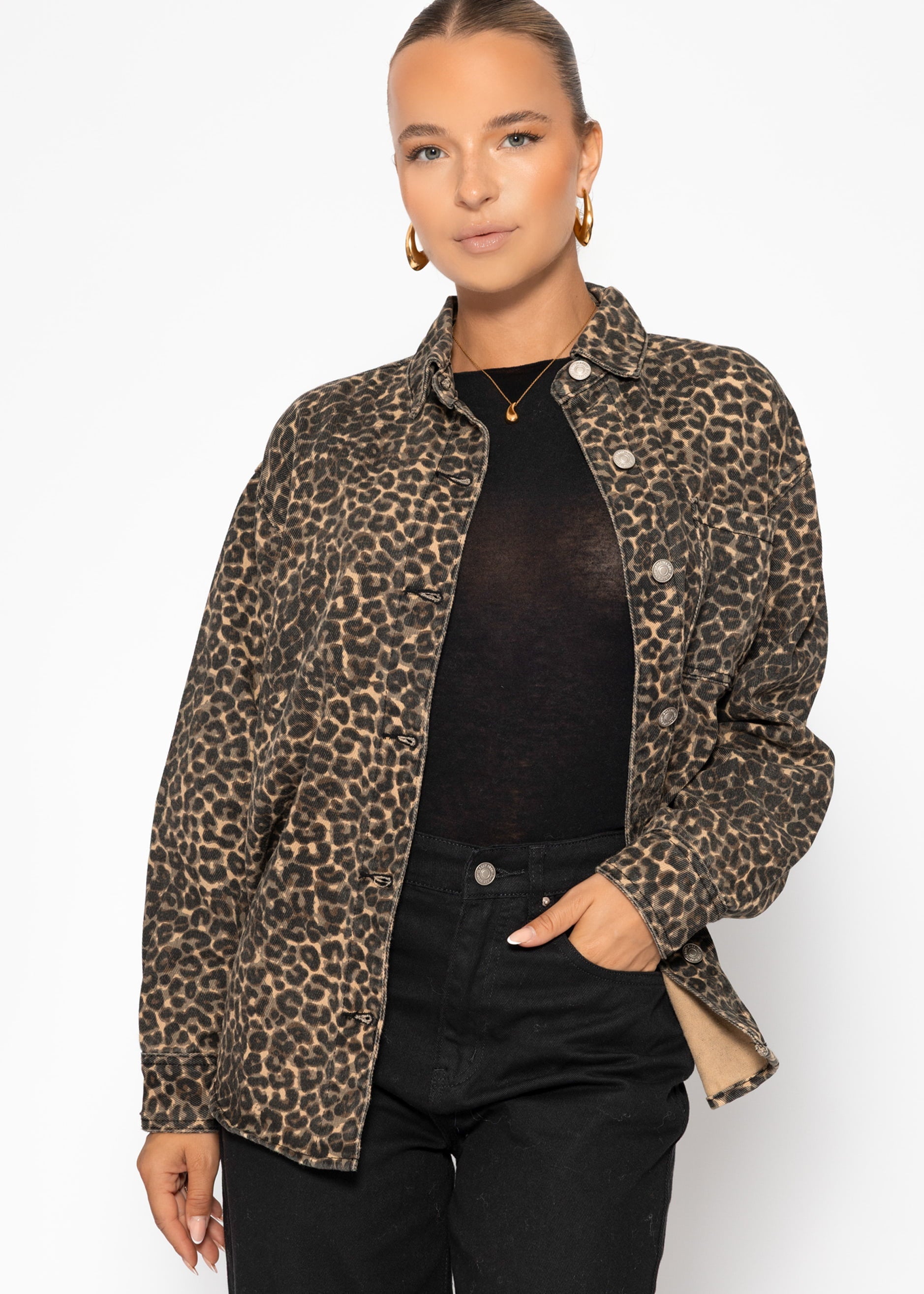 Hemdjacke aus Jeans mit Leo-Print - beige – Bekleidung > Blusen | FormaLuxe