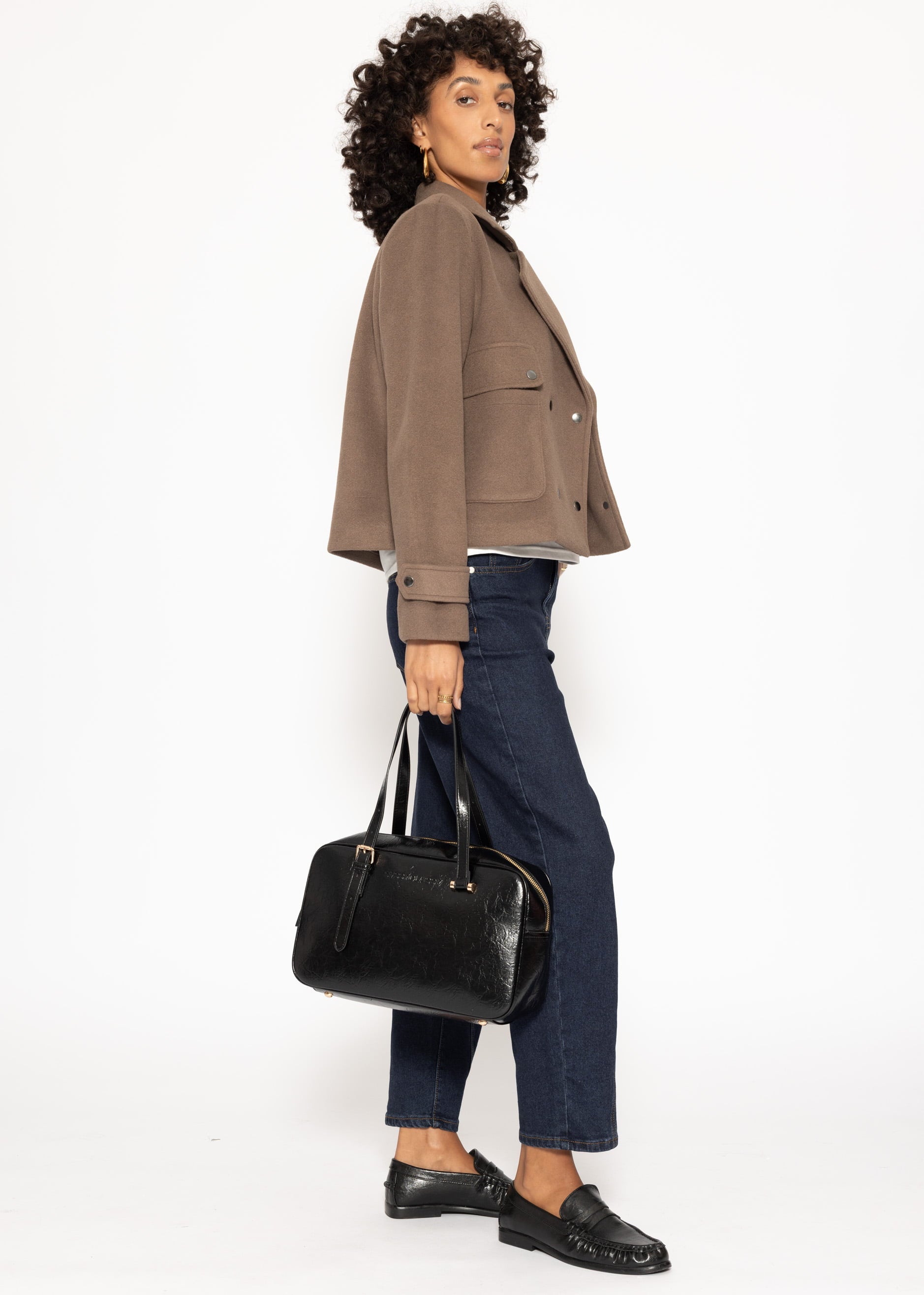 Kurze Jacke mit Reverskragen - taupe – Bekleidung > Jacken | FormaLuxe