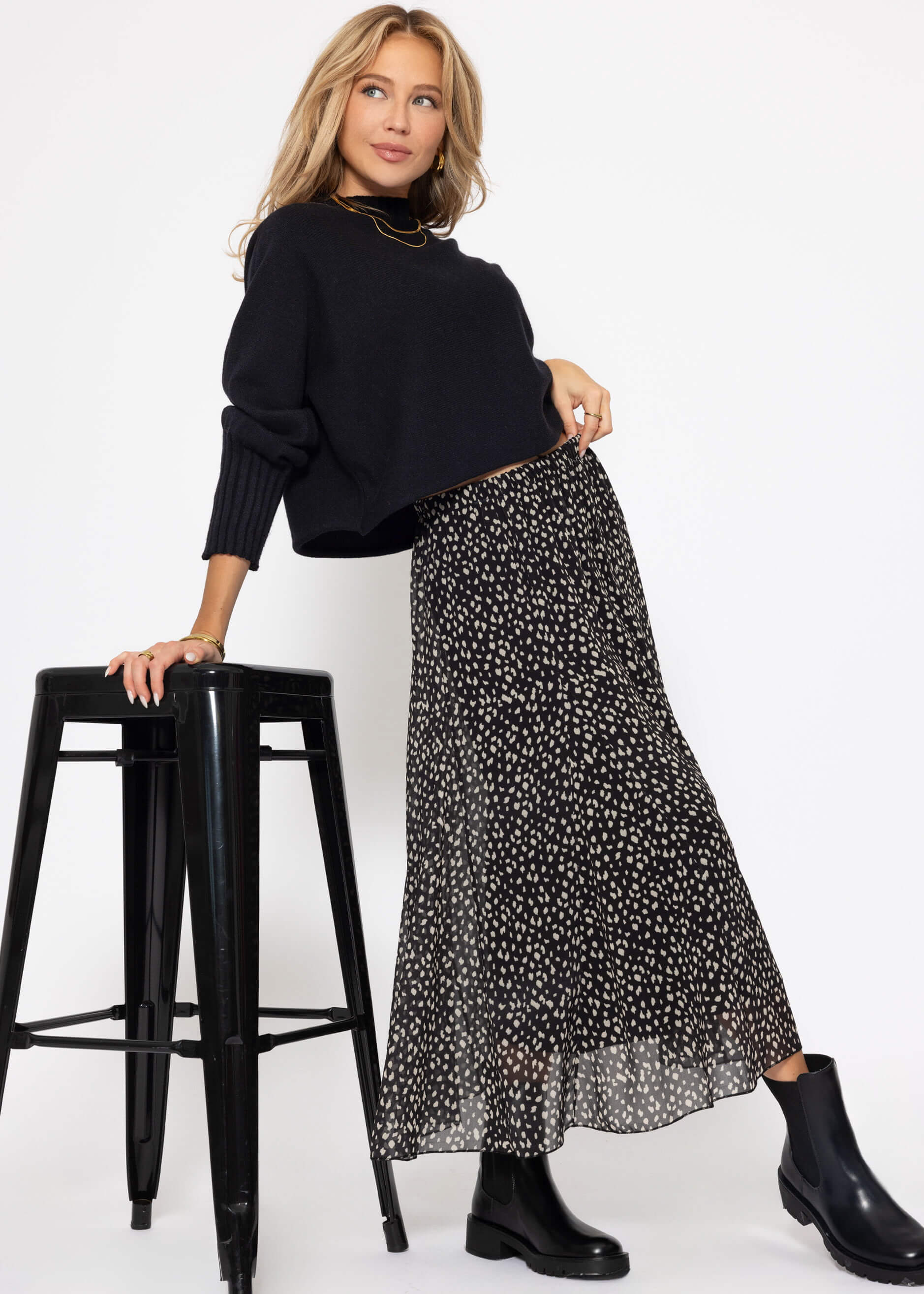 Langer Chiffon Rock mit Print - schwarz – Bekleidung > Röcke | FormaLuxe