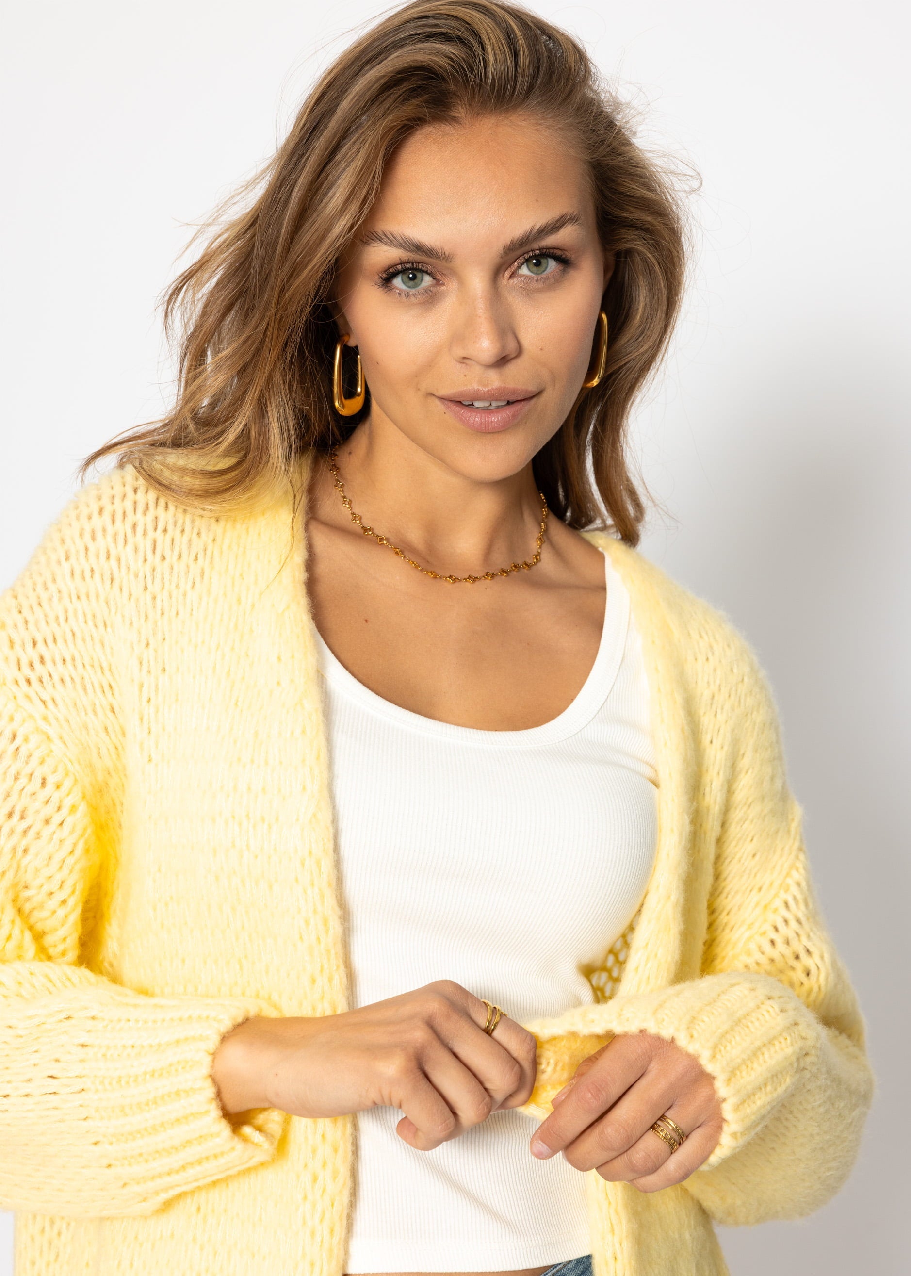 Oversize Cardigan - buttergelb – Bekleidung > Cardigans | FormaLuxe