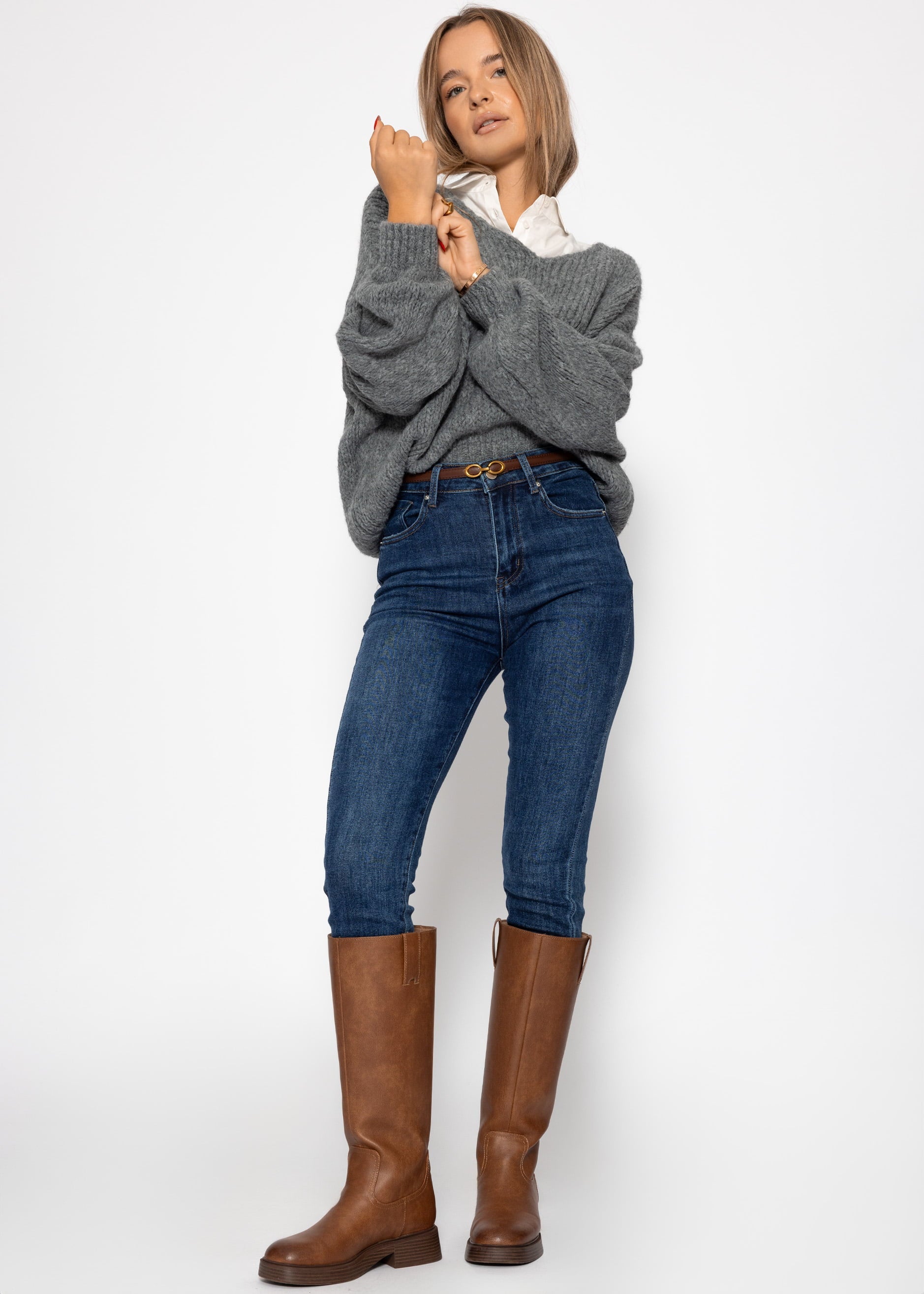 Oversize Pullover mit V-Ausschnitt - dunkelgrau – Bekleidung > Pullover | FormaLuxe
