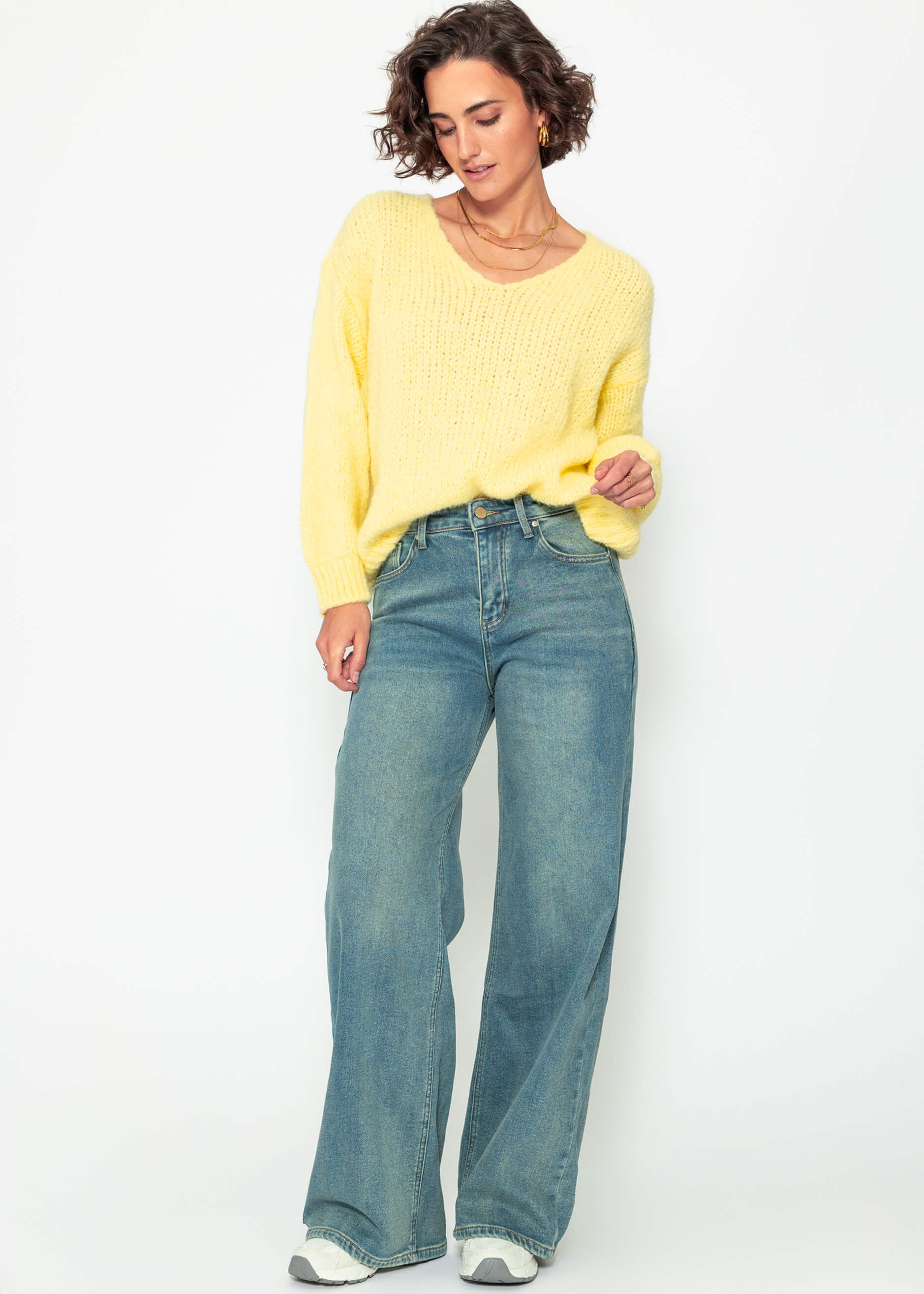 Oversize Pullover mit V-Ausschnitt - gelb – Bekleidung > Pullover | FormaLuxe