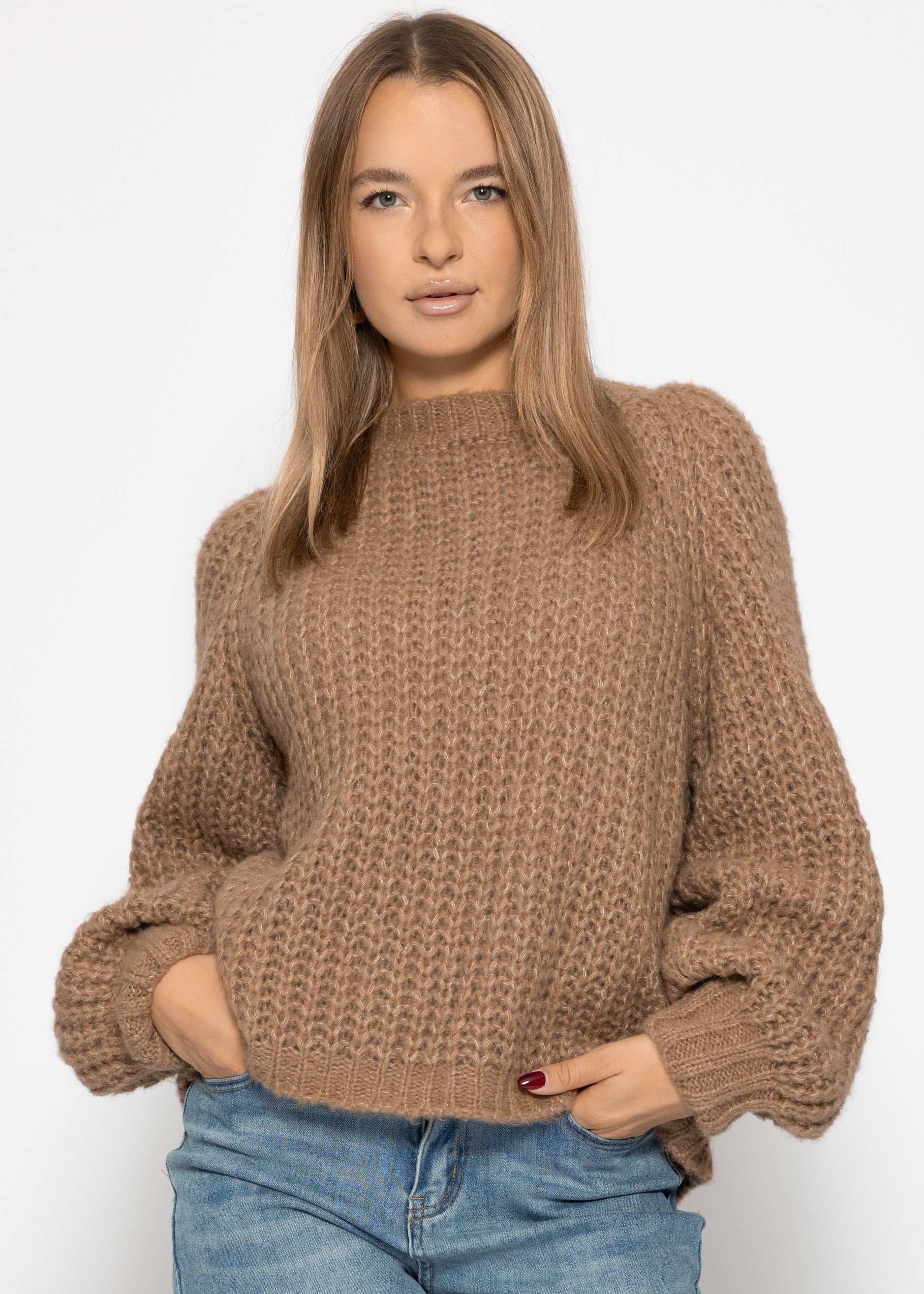 Grobstrickpullover mit Schleifendetail - braun – Bekleidung > Pullover | FormaLuxe