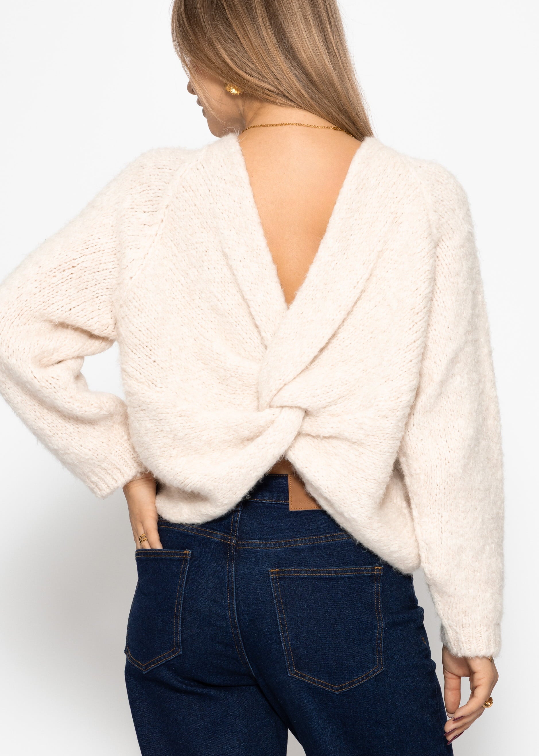 Strickpullover mit Knotendetail - offwhite – Bekleidung > Pullover | FormaLuxe