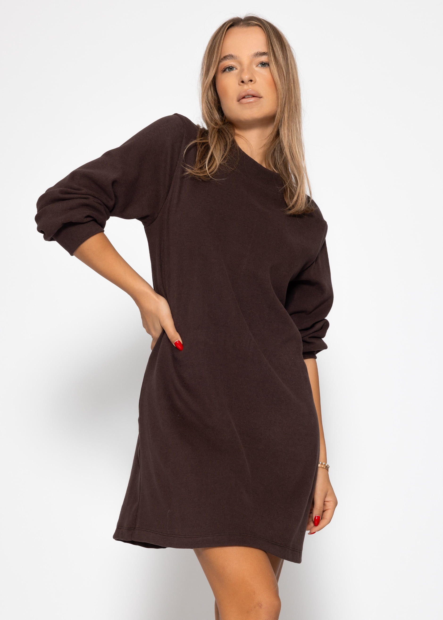 Sweatkleid mit Stehkragen - braun – Bekleidung > Kleider | FormaLuxe