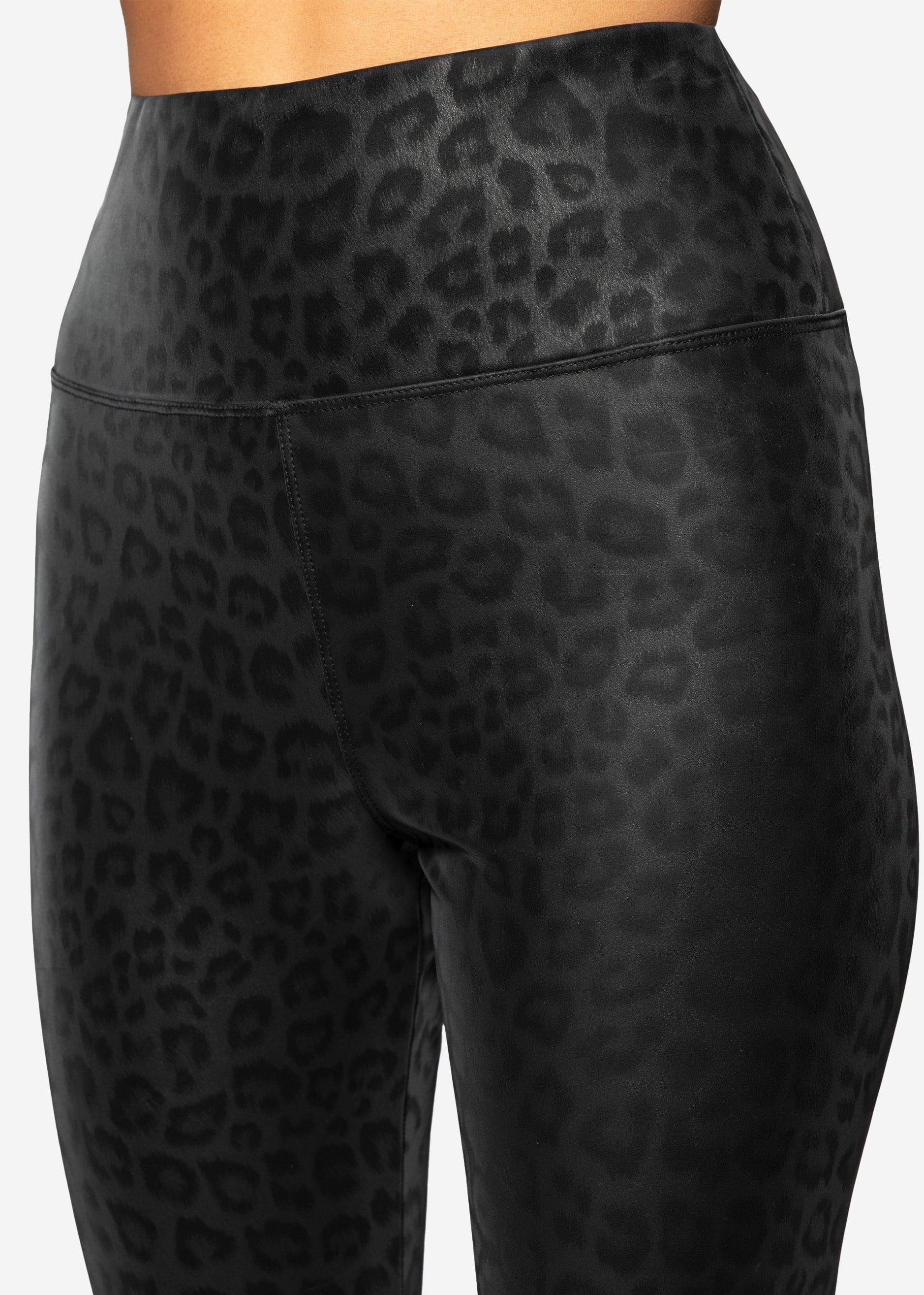 Thermo Kunstleder Leggings mit Leo Print - schwarz – Bekleidung > Leggings > Thermo | FormaLuxe