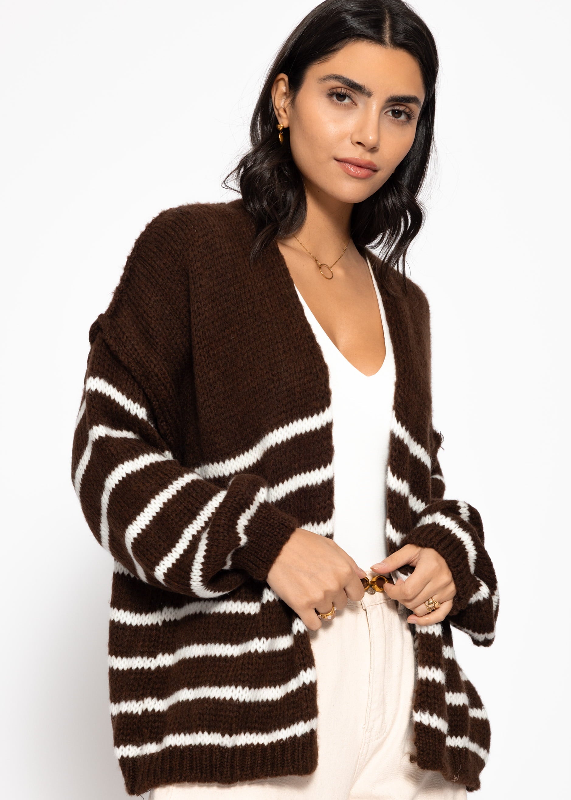 Gestreifter Cardigan mit Außennähten - dunkelbraun – Bekleidung > Cardigans | FormaLuxe