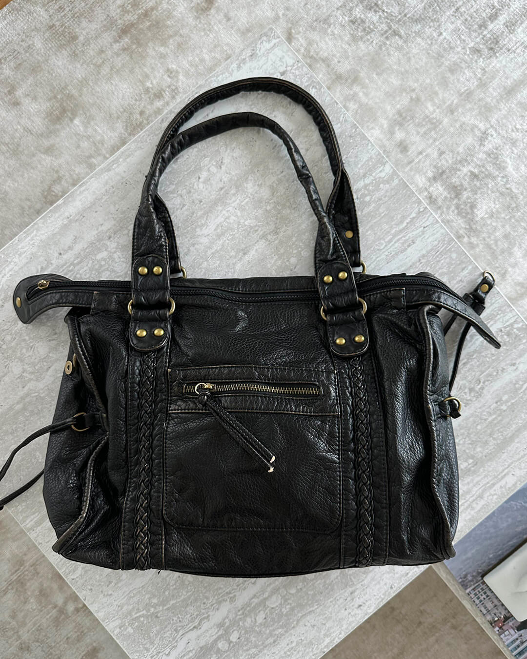 Arabell | Vintage Faux Leather Structured Tote Bag Black – Arabell | Vintage Leather Structured Tote Bag | FormaLuxe
